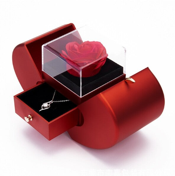 IceBox DC: Apple-Shaped Hip Hop Jewelry Holder (Luxury Jewelry Display Box)