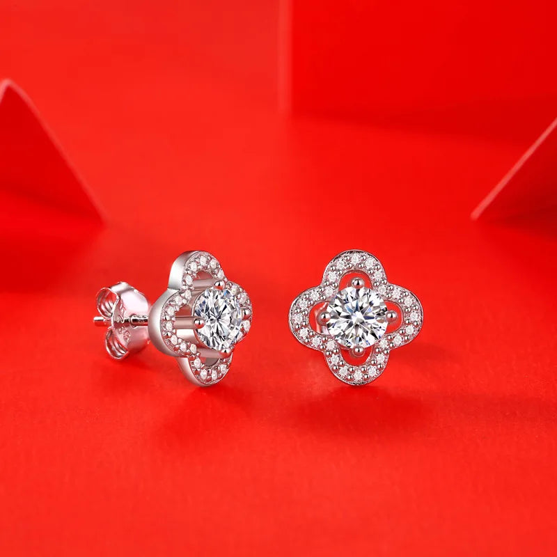 IceBox DC The Clover Collection  - 0.5 Ct D Color Moissanite Clover Earrings, 925 Silver Flower Studs for Women, Fine Gra Moissanite Jewelry Gift