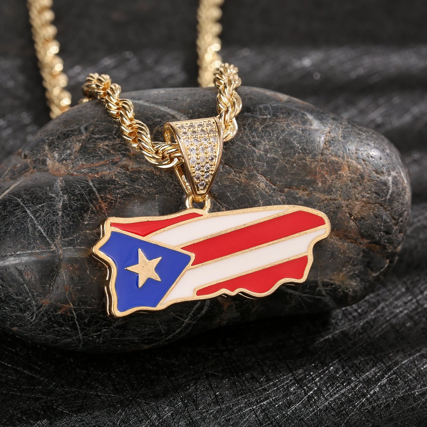 "El Robertico" Iced Neck Map & Flag Pendant Necklace (Gold-Plated)