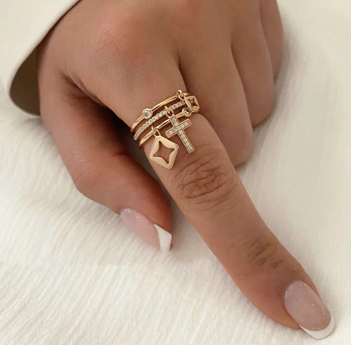 IceBox DC Trendy Collection - 18K Gold Plated Sun Rings for Women - Natural Stone Inlaid in Hollow Metal Texture - Hip Hop Luxury Jewelry