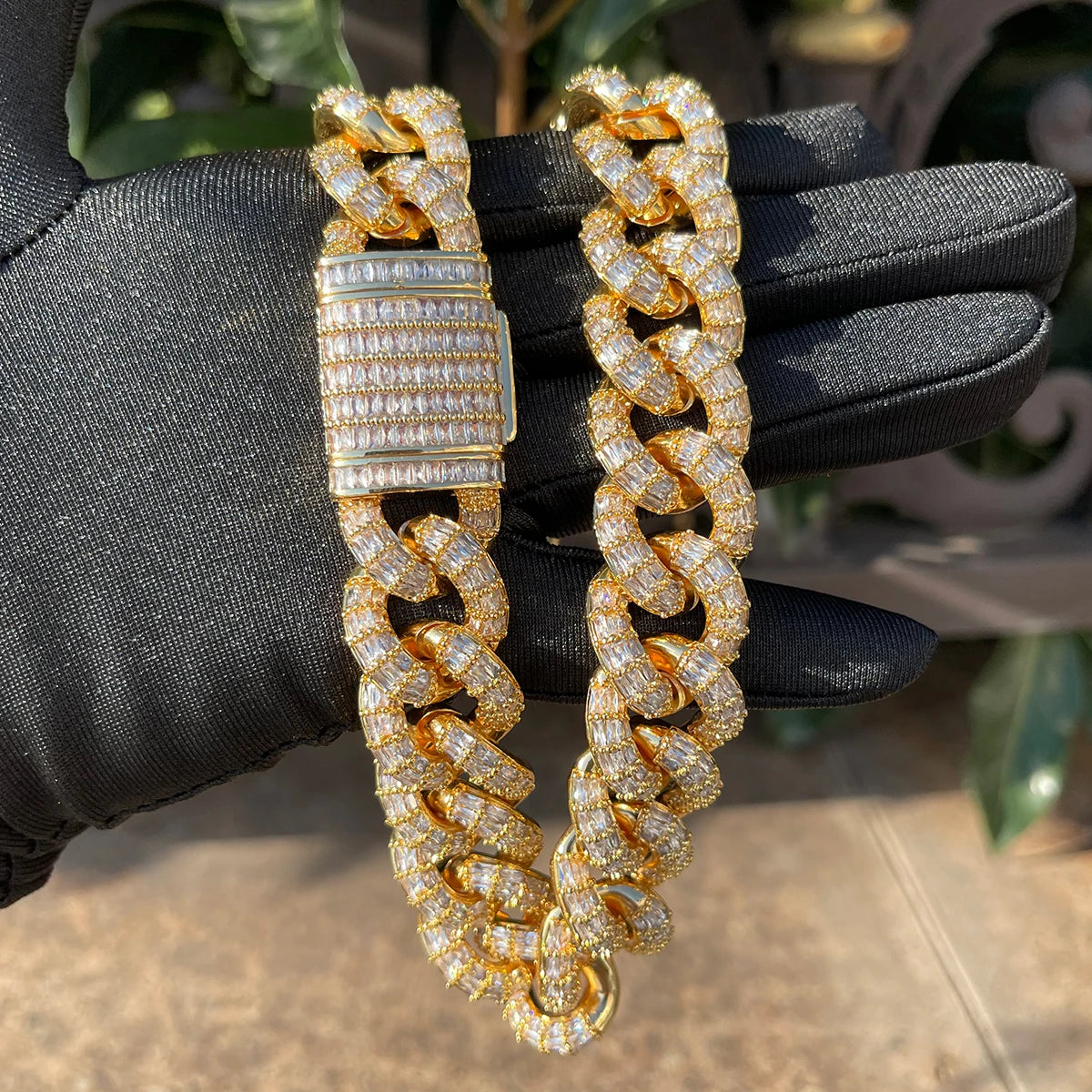 IceBox DC: ✨ Iced Out Cuban Link Choker (Gold Plated) ✨ Baguette Zirconias